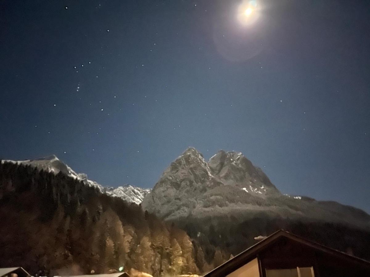 Apartment Garmisch Zugspitze Грайнау Екстериор снимка