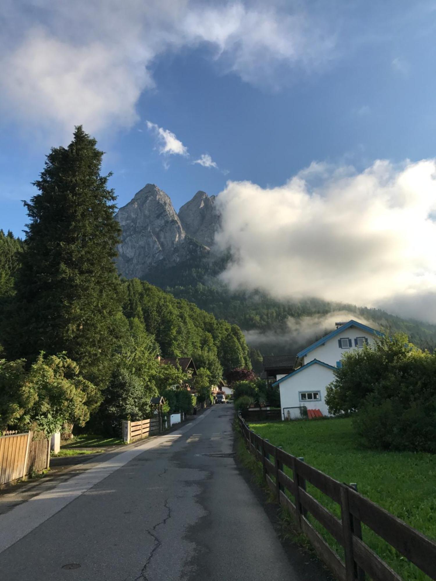 Apartment Garmisch Zugspitze Грайнау Екстериор снимка
